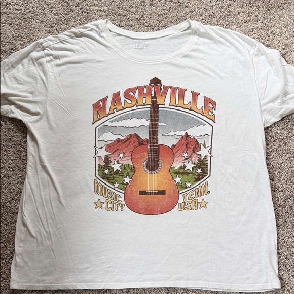 Women’s Graphic Tee Bundle size XXL - Picture 10 of 12